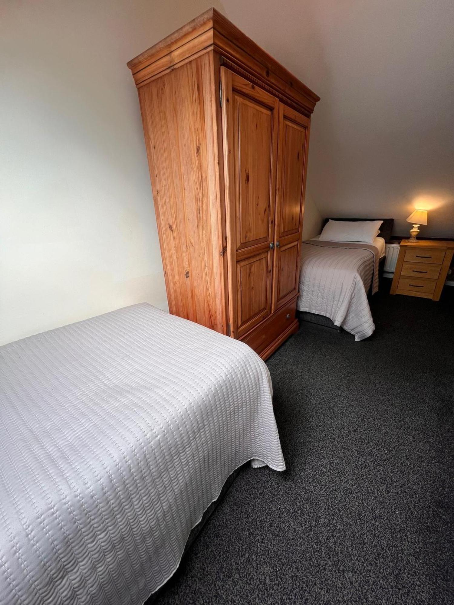 Hunston Mill Self Catering Dog Stay For Free 奇切斯特 外观 照片